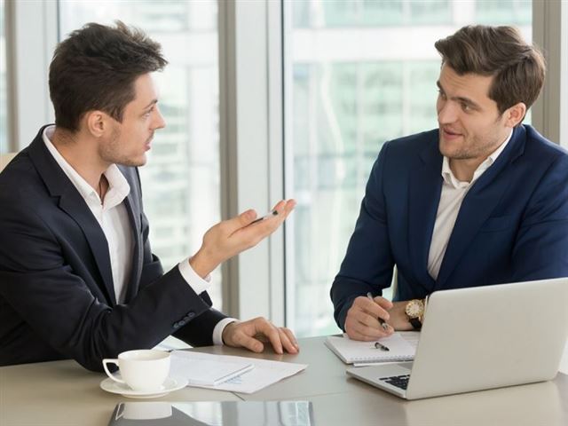 Recruiting international transaction specialists and product managers (FA&PS)